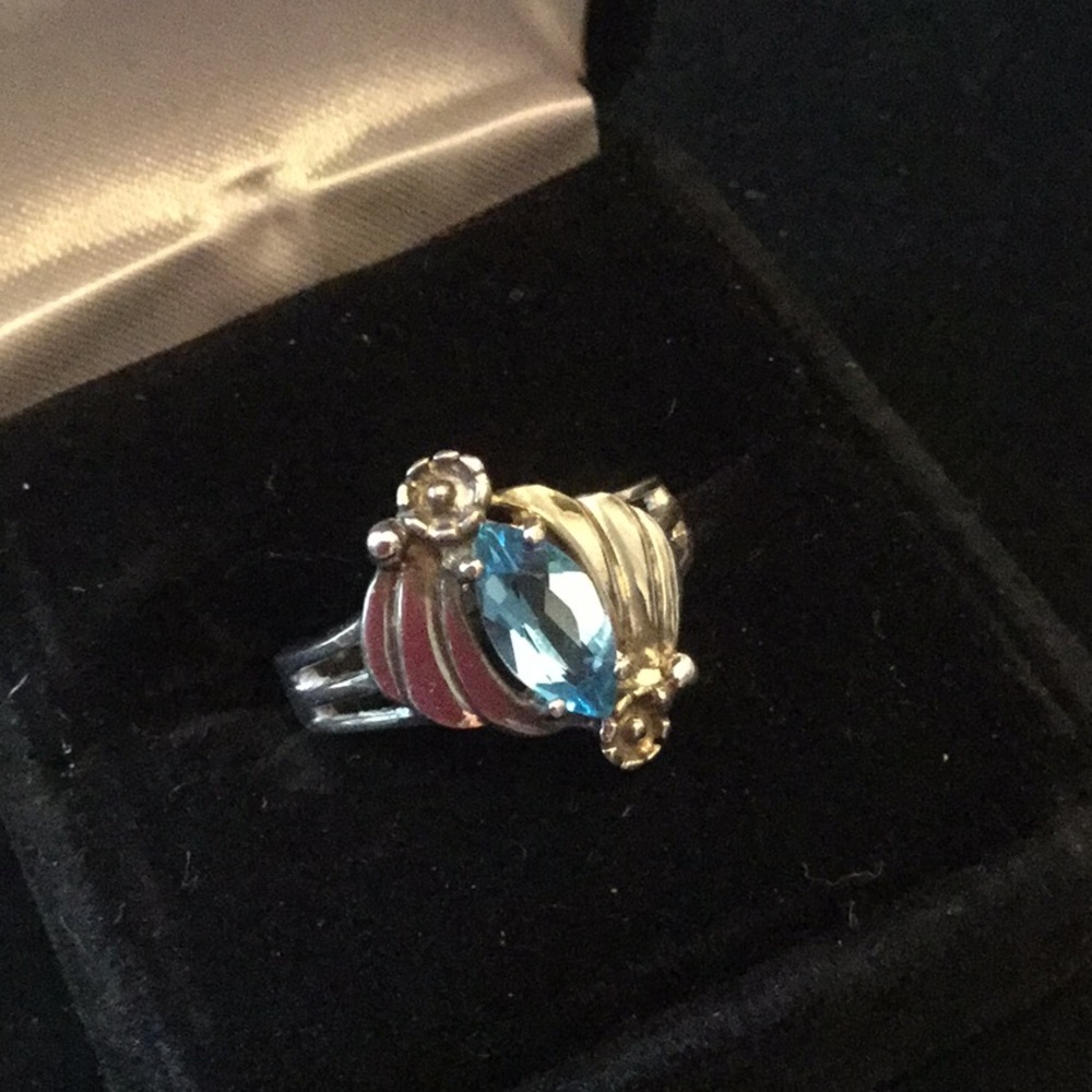 Estate Marquee Cut Blue Topaz Ring - Picture 4 of 8